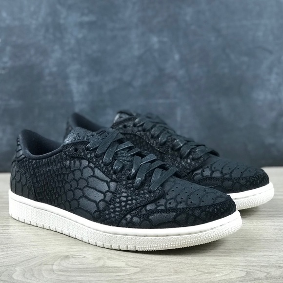 air jordan 1 low black python
